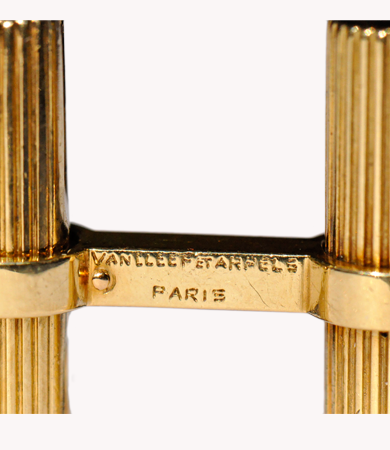 Yellow gold and ivory Van Cleef & Arpels Paris cufflinks | Statement Jewels