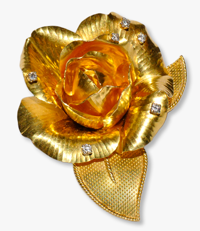 Yellow gold and diamonds, realistic rose brooch by Gübelin | Statement Jewels