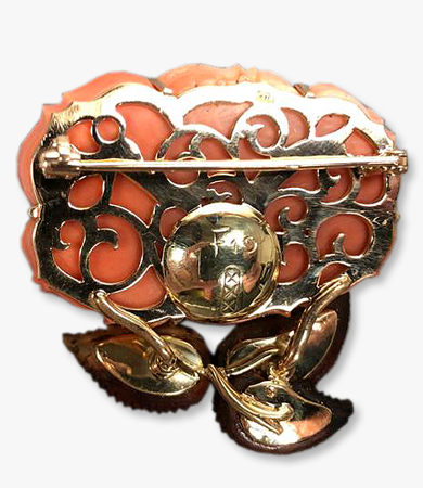 Yellow gold, coral and cocobolo wood T.A.C. brooch | Statement Jewels Yellow gold, coral and cocobolo wood T.A.C. brooch | Statement Jewels