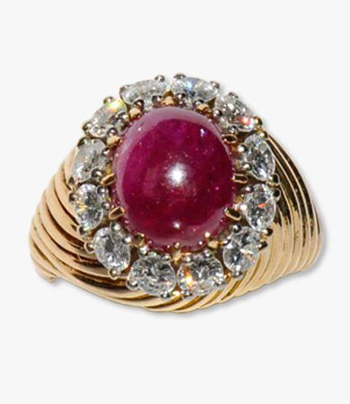 Yellow gold, platinum, diamonds and ruby Van Cleef & Arpels ring | Statement Jewels Yellow gold, platinum, diamonds and ruby Van Cleef & Arpels ring | Statement Jewels