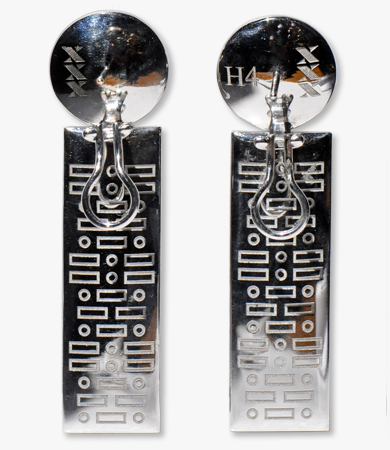 White gold, turquoise & kyanite 'Morse code' T.A.C. earrings | Statement Jewels White gold, turquoise & kyanite 'Morse code' T.A.C. earrings | Statement Jewels